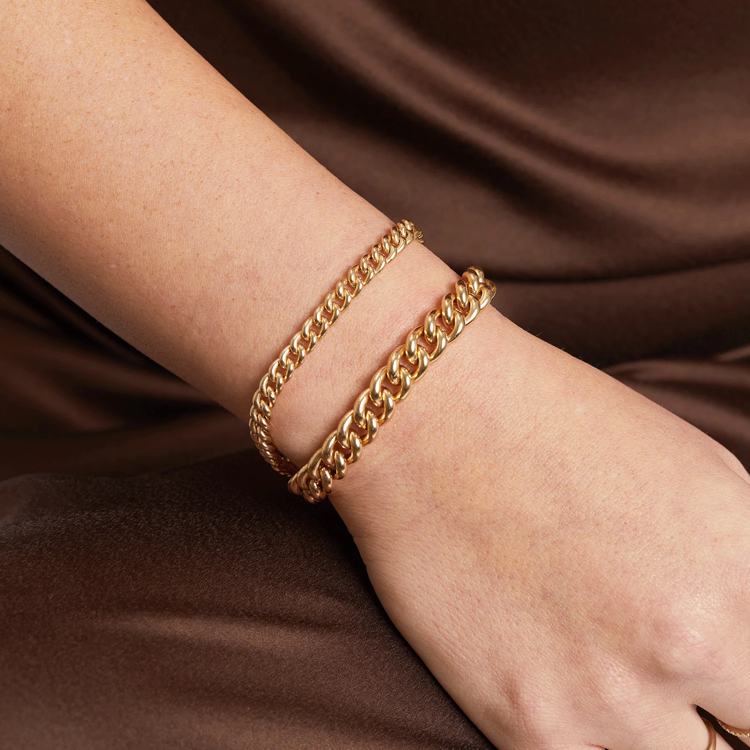 14K Grand Cuban Curb Link Bracelet - Image 5