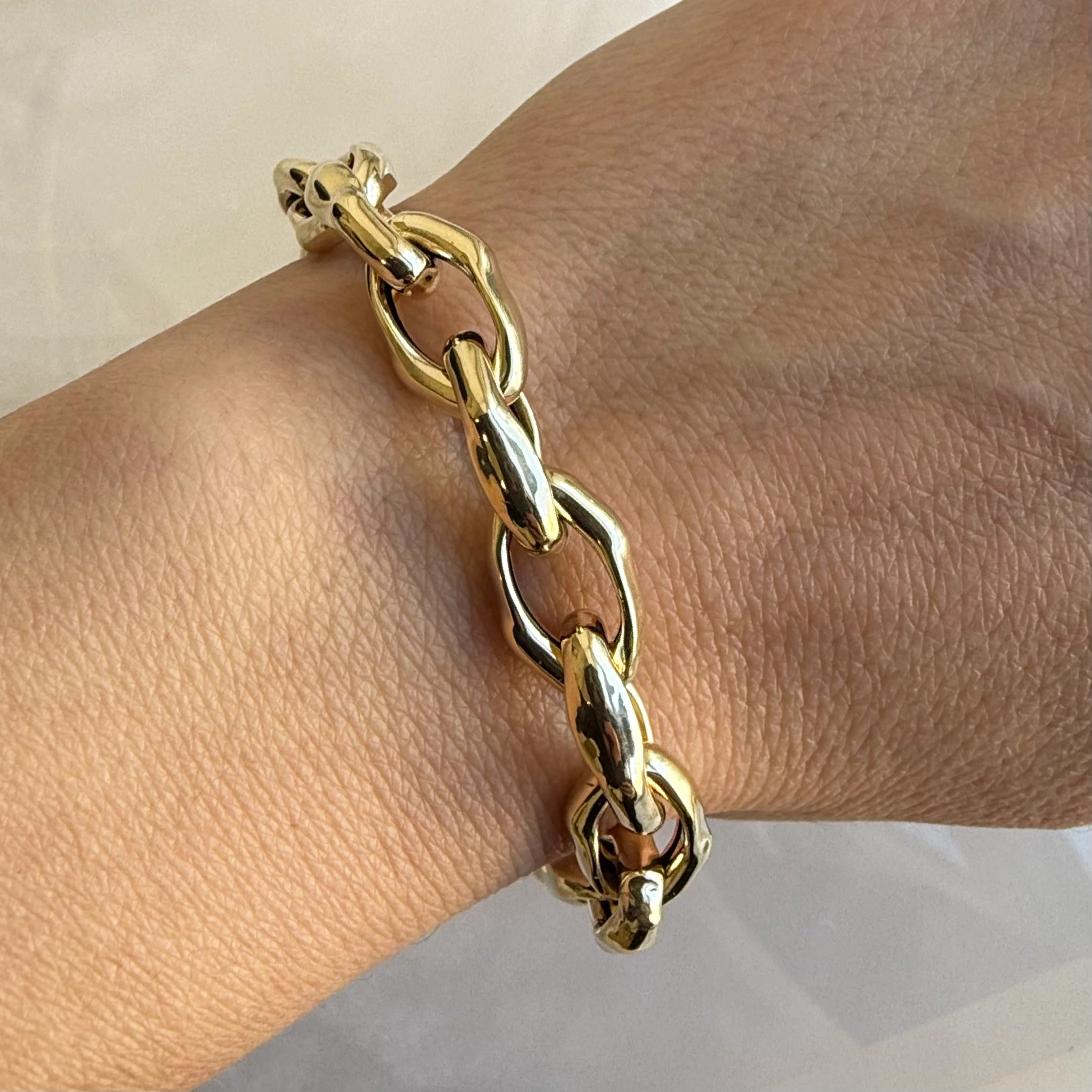 Chunky Sculptured Link Bracelet - Image 4