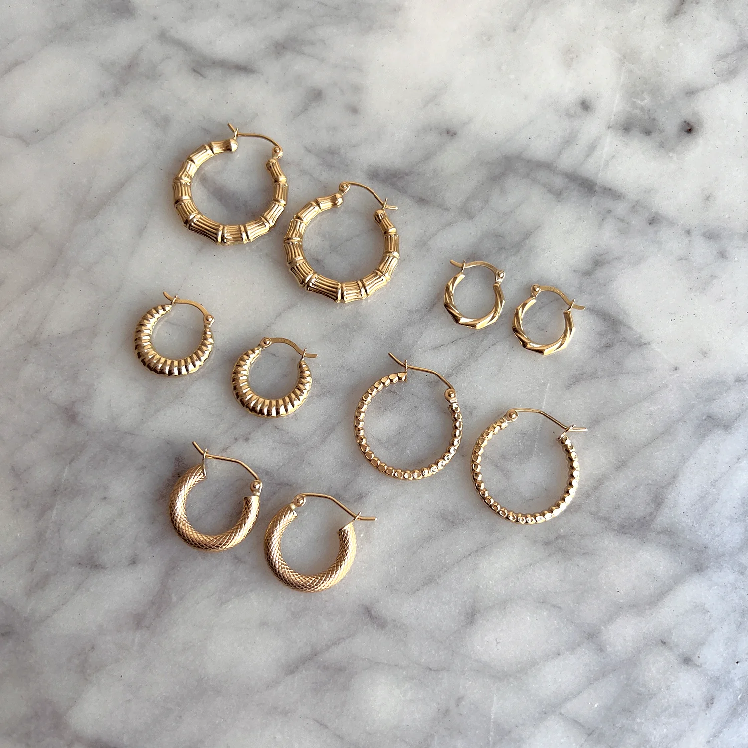 Linea Tapered Hoop Earrings - Image 2