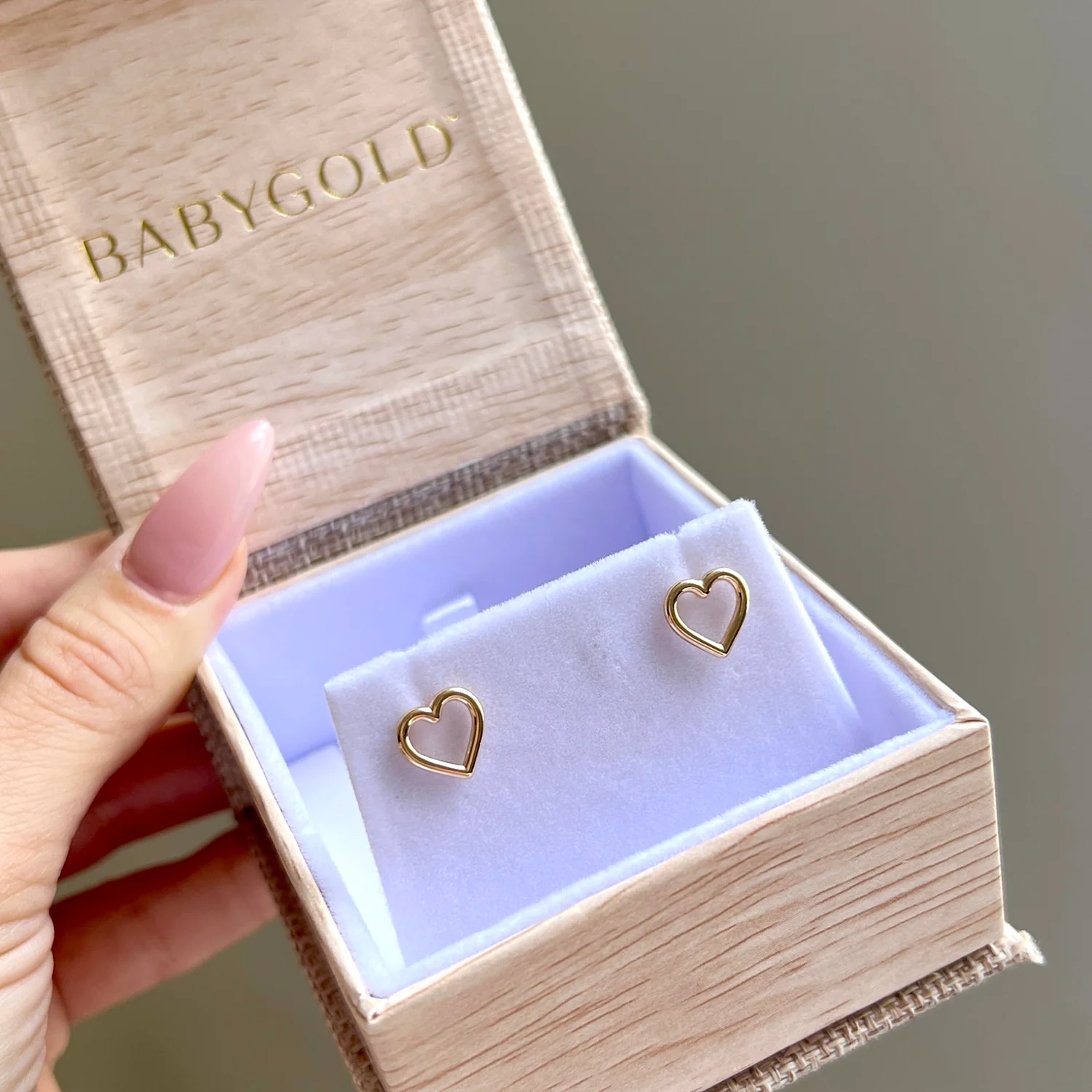 Open Heart Stud Earrings - Image 4