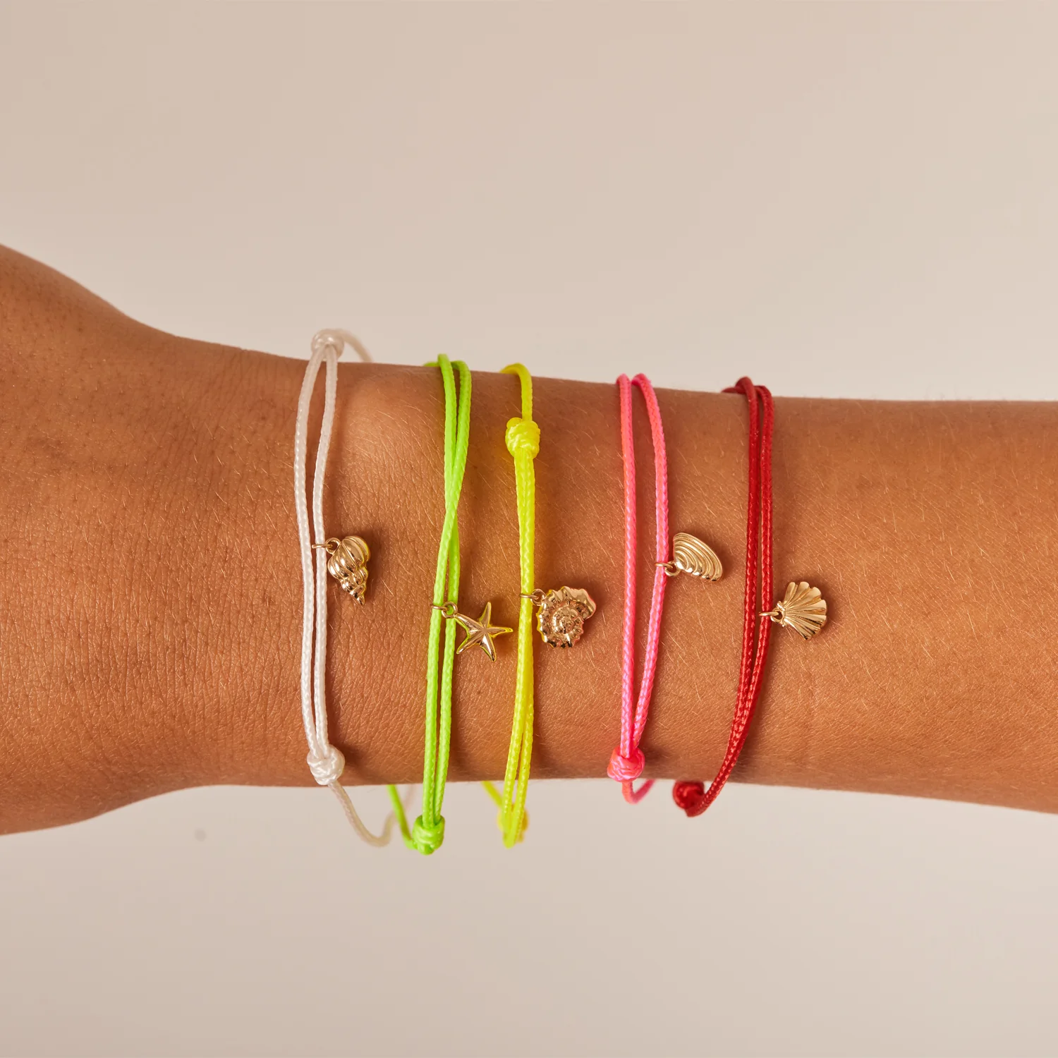 Soleil Seashell Cord Bracelet - Image 155