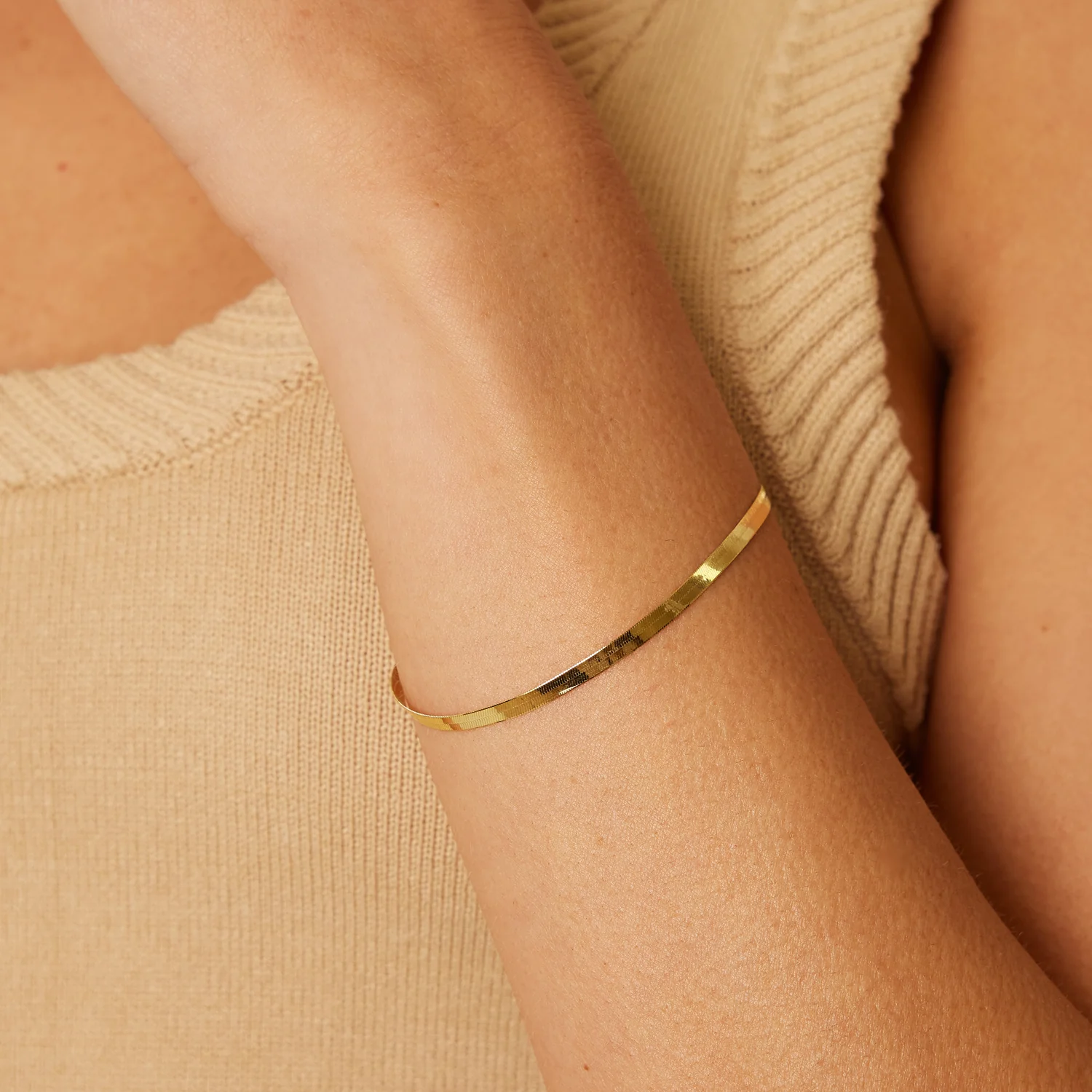 14K Gold Thin Herringbone Bracelet 3mm - Image 5
