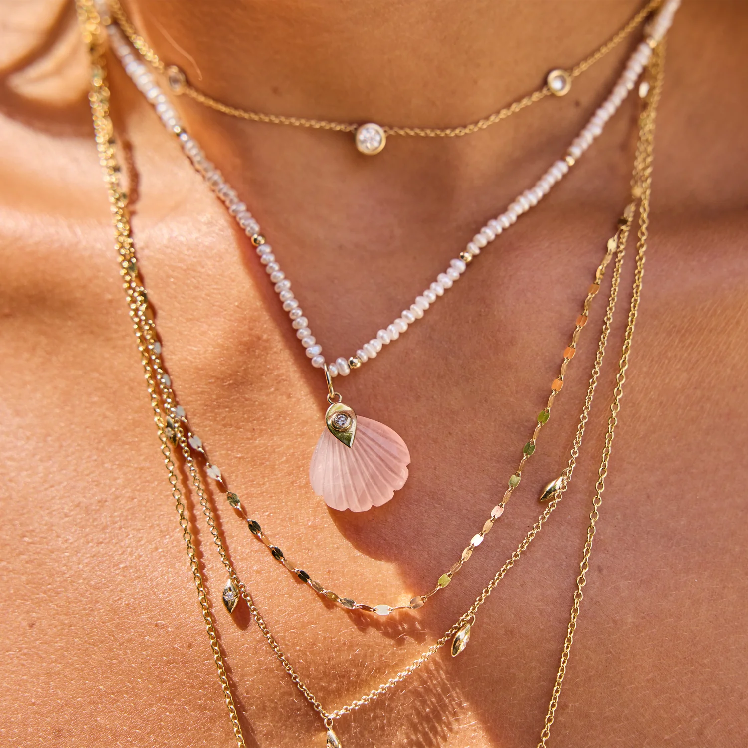 Venus Rose Quartz Shell Diamond Charm - Image 4